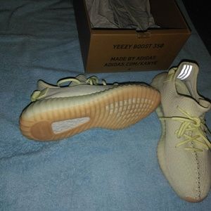 Yeezy boost 350 butter size 7 1/2